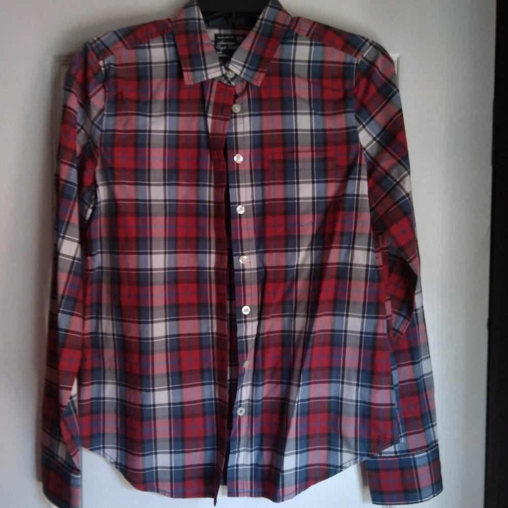 American Eagle top